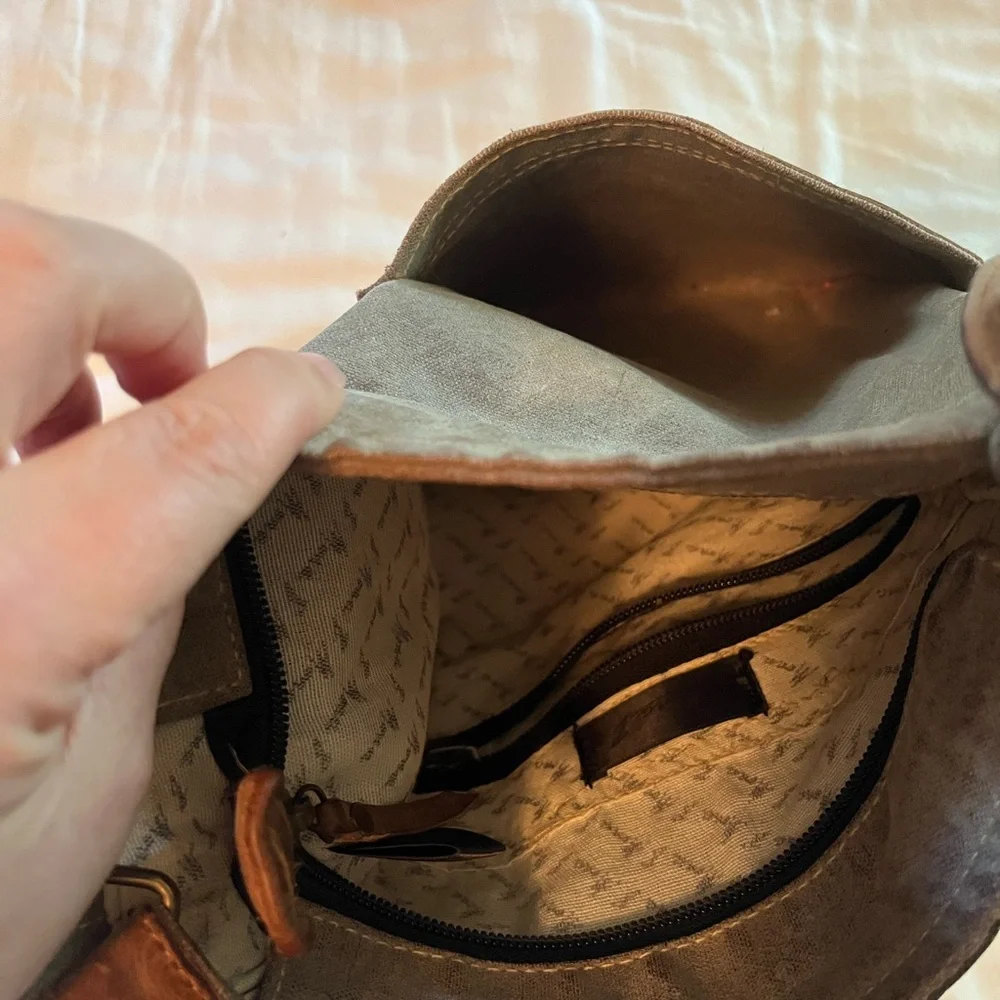 Stylish Brown and Gray Crossbody Bag - Picture 10 of 11